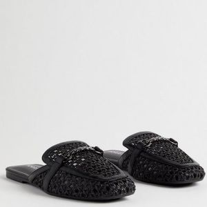 SALE✨NWT Extra Wide Torrid Woven Mule